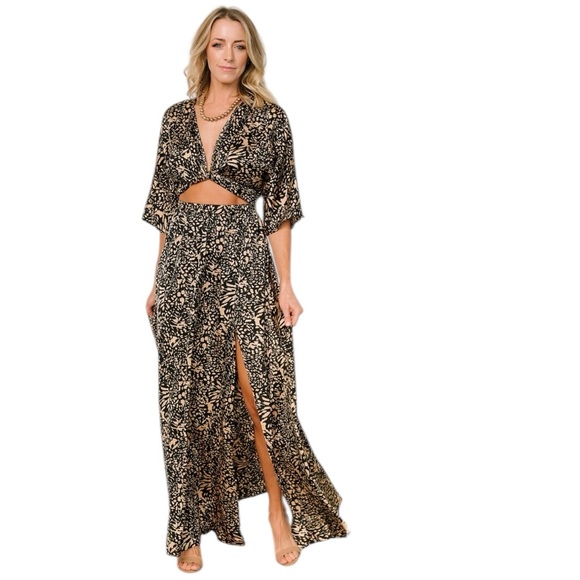 Baltic Born - NWT Morlana Silky Black & Tan Print Flowy Maxi Dress Sz M - Picture 1 of 11